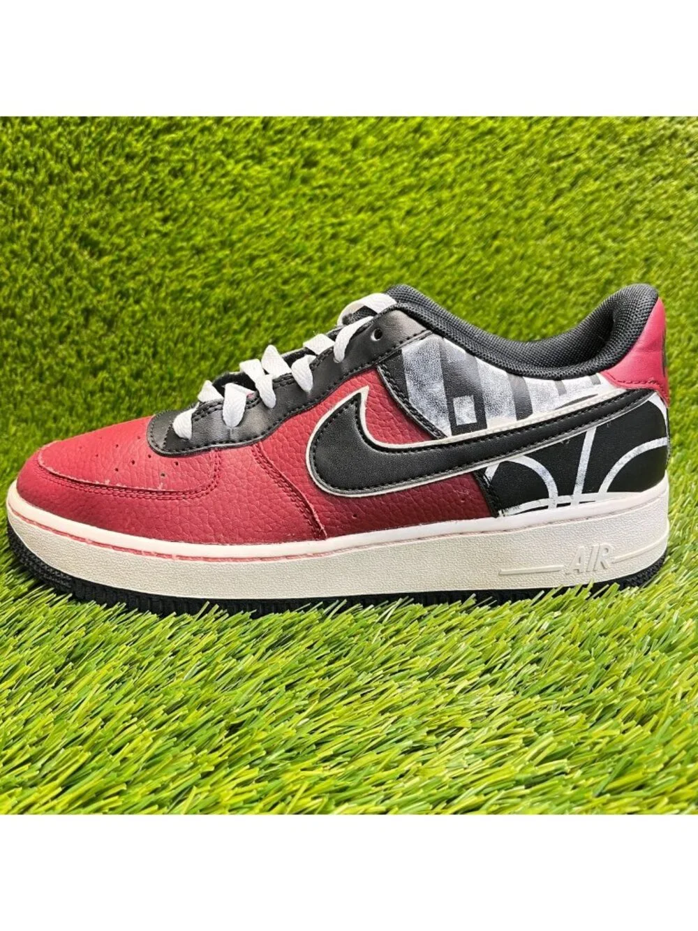 Nike Air Force 1 Low Boys Size 7Y Red Black Athletic Leather Shoes Sneakers